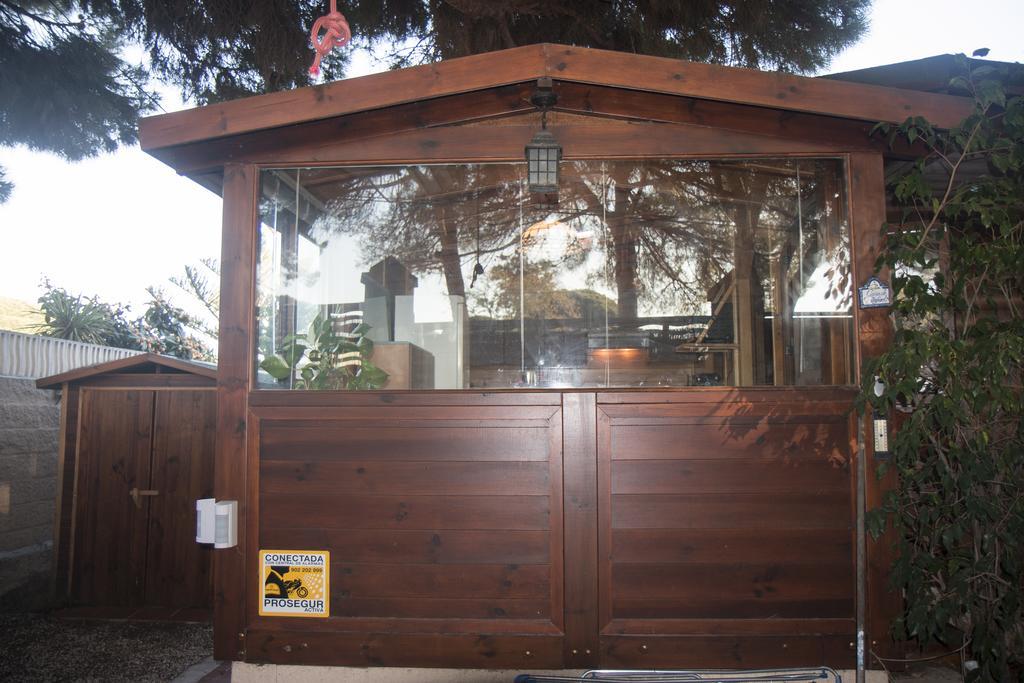 Wood House Close Beach Марбелья Экстерьер фото