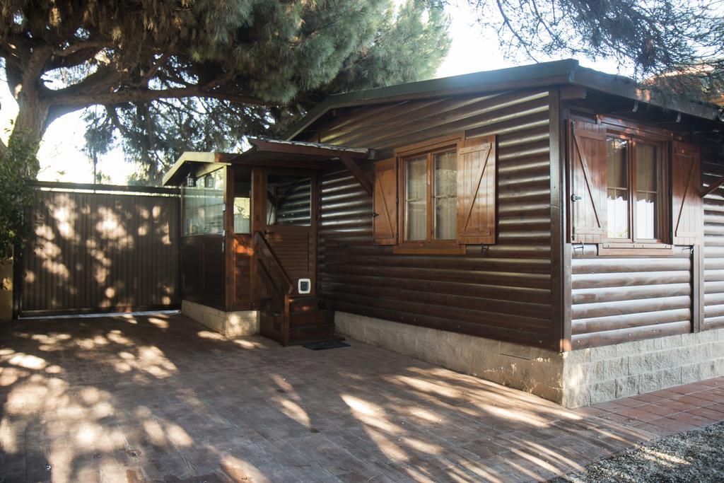Wood House Close Beach Марбелья Экстерьер фото