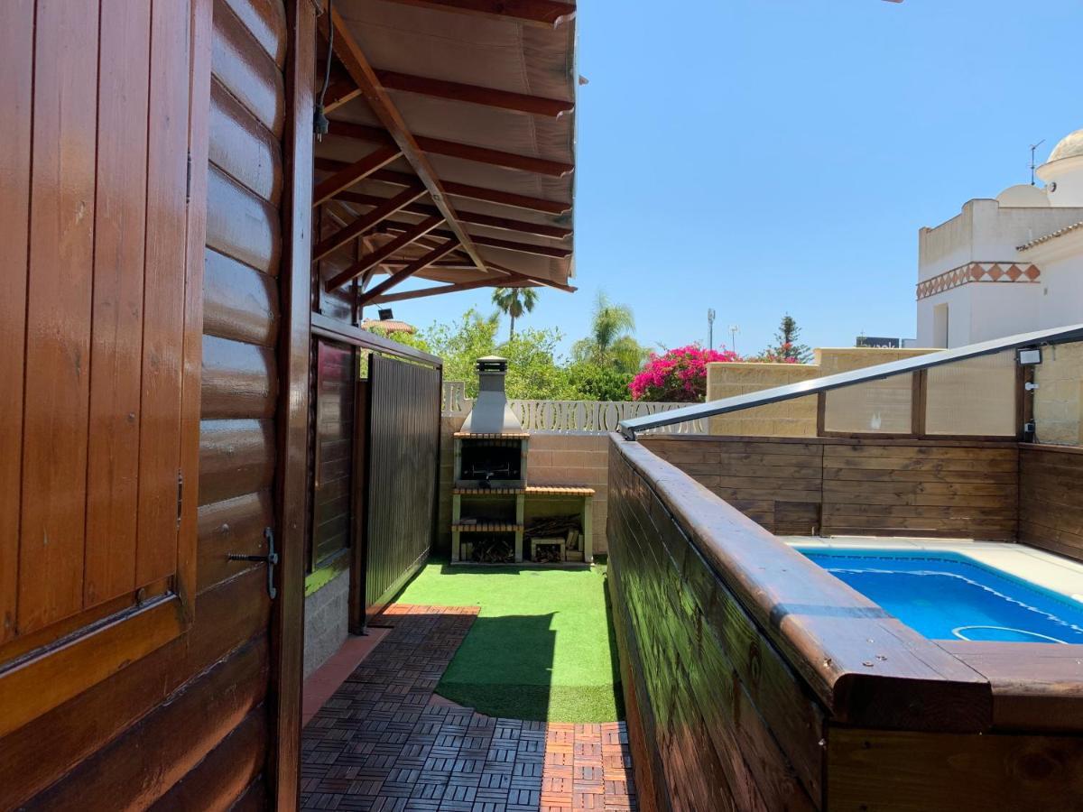 Wood House Close Beach Марбелья Экстерьер фото